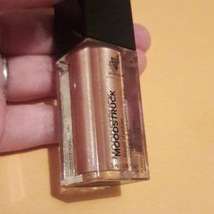 Younique Moodstruck Liquid Shadow